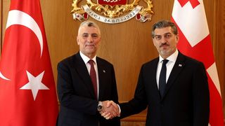 Ticaret Bakanı Ömer Bolat, Tiflis'te Gürcistan Cumhurbaşkanı ve Başbakanı ile Görüştü