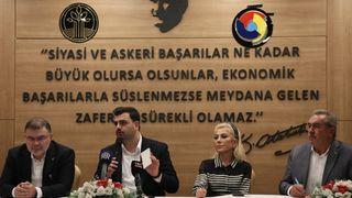 Eyyüp Kadir İnan İzmir'de: Özgür Özel'i 'siyasi rehine' olarak niteledi, CHP'yi icraatsizlikle eleştirdi