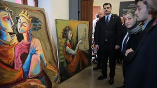 AK Parti Genel Sekreteri İnan, İzmir Kültür Yolu Festivali'ndeki sergileri gezdi