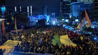 İstanbul'da İHH çağrısıyla Özgürlük Filosu'na yönelik saldırı protesto edildi