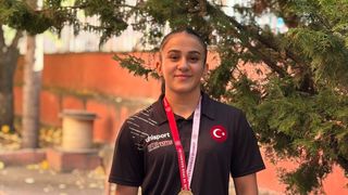 Milli Halterci Türkan Beşikçi, 2026 Dünya Şampiyonası'nda Altın Hedefiyle Hazırlanıyor