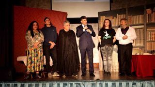 Mersin'de gençler madde bağımlılığına karşı 'Pembe Aslında Siyahtır' tiyatrosu ile bilinçlendiriliyor