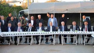 İçişleri Bakanı Ali Yerlikaya, Kozan'da Başıbüyük Ailesine Taziye Ziyaretinde Bulundu