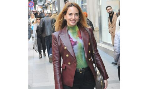 Seda Bakan, kızları için tablo alırken objektiflere yakalandı! Zeytin Ağacı'nın 2. Sezonu hakkında konuştu