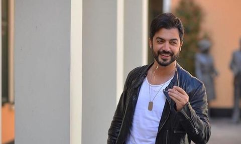 Astral seyahatte aşk: Yusuf Güney'in başka galakside 100 yaşında sevgilisi varmış!