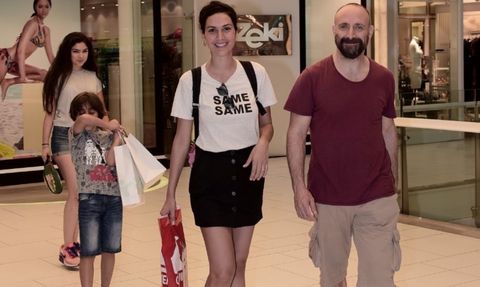 Halit Ergenç ile Bergüzar Korel çifti dizi projeleri için İngiltere'den yurda dönüş yaptı! 