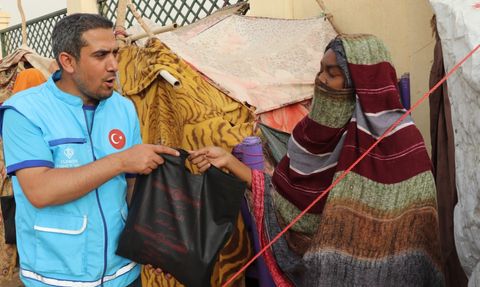 TDV Sudan’da ihtiyaç sahiplerine vekâletle kurban kesiyor! 