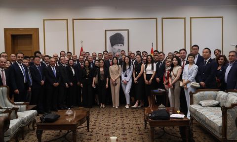 Sağlık Bakanı Kemal Memişoğlu Şanghay'da temaslarda bulundu: Türkiye-Çin sağlık işbirlikleri gündemde