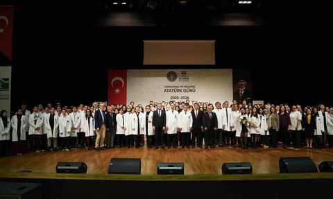 Cerrahpaşa Tıp Fakültesi öğrencileri Bahçelievler'de beyaz önlük giydi