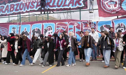 Keçiören'de Üniversiteli Trabzonsporluların Horon Festivali Bağlum Kösrelik Mesire Alanı'nda Düzenlendi
