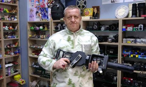 Kocaeli'de 15 Yılda 1.500'ü Aşkın Fotoğraf Makinesi Toplayan Koleksiyoner: Yunus Hakkı Şenkul
