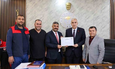 Malatya İli Damızlık Sığır Yetiştiricileri Birliği'ne Birinci Sınıf Sertifika — Yaklaşık 4 milyon 588 bin TL ek destek