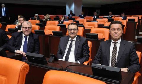 Nebi Hatipoğlu, TBMM Genel Kurulu'nda Kültür ve Spor Bakanlığı bütçe görüşmelerine katıldı