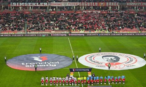 Trendyol Süper Lig 16. Hafta: Samsunspor - RAMS Başakşehir 0-0 (15. dakika)