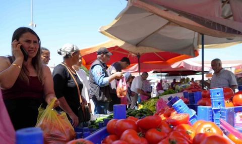 TÜİK: Hizmet Üretim Endeksi Ekim 2025'te yıllık %3,4 arttı, aylık %0,3 azaldı