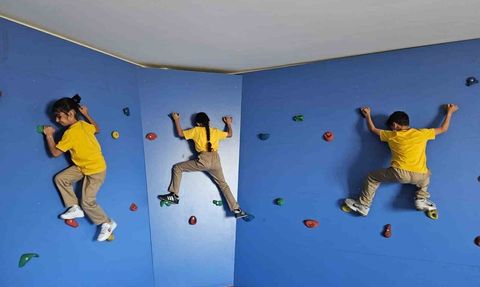 Yaparak Yaşayarak Öğrenme Merkezi, Akdeniz'de Çocukları Geleceğe Hazırlıyor