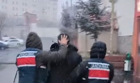 Yüksekova'da jandarma operasyonunda 2 firari hükümlü tutuklandı