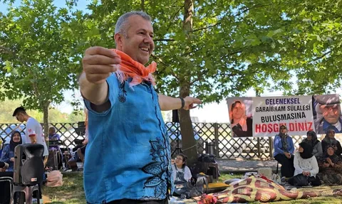 Hikmet Doruk'un 'Seninle biz ikimiz'i: Alp Arslan'dan yeni romantik yorum