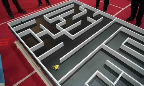 Canik'te ROBOSAM Robot Yarışması: 258 robotla gençler beş kategoride yarıştı