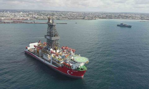 Türkiye'nin İlk Yurt Dışı Derin Deniz Sondajı İçin Çağrı Bey Mogadişu'dan CURAD-1'e Yola Çıktı