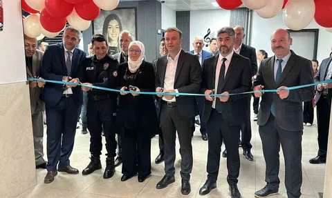 Alaca'da TÜBİTAK Bilim Fuarı: Selin Şahin Ortaokulu Öğrencileri Projelerini Sergiledi