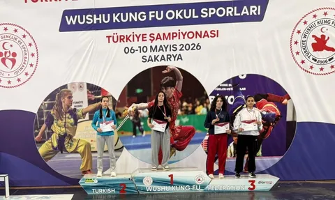 Elanur Akkurt, Sakarya Wushu Kung-fu Okul Sporları'nda şampiyon oldu