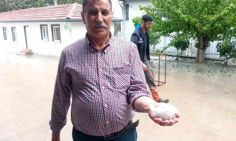 Malatya'da Öğle Saatlerinde Etkili Dolu Yağışı