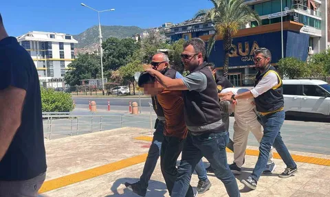 Alanya'daki pompalı tüfekli cinayette 2 tutuklama, 1 şüpheli adli kontrol şartıyla serbest