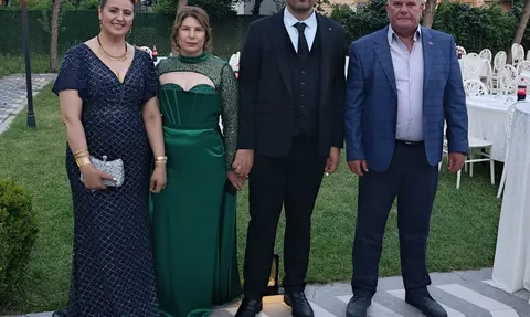 Balıkesir'de sağlık ve basın camiası buluştu: Mehtap Aslan’ın oğlu Furkan Mut evlendi