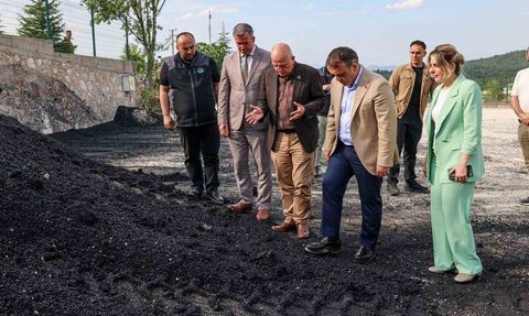 Bilecik Valisi Faik Oktay Sözer, Yol ve Asfalt Tesislerini Yerinde İnceledi