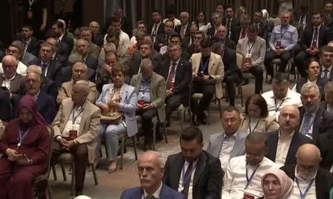 Cumhurbaşkanı Erdoğan: başörtüsü marjinal ya da radikal bir simge değildir