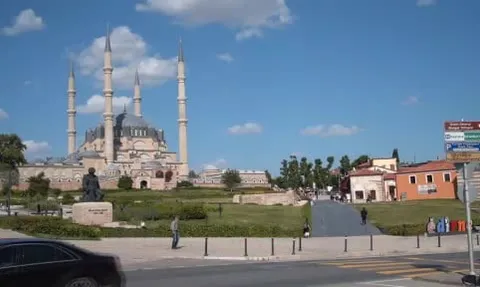 Edirne sıcaktan kavruldu: cadde ve sokaklar boş kaldı