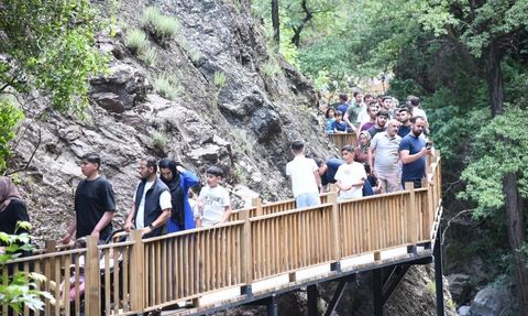 Karaçay Saklı Şelalesi Osmaniye'nin Saklı Cenneti: Akdeniz'in Yükselen Turizm Rotası