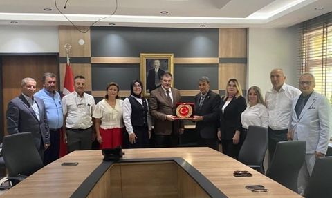 Eskişehirli muhtarlardan kaymakam Ömer Ulu'ya vefalı veda