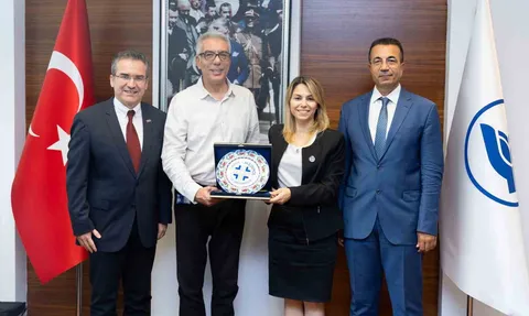 Yaşar Üniversitesi ile İstanbul Medipol Üniversitesi iş birliği protokolü imzaladı