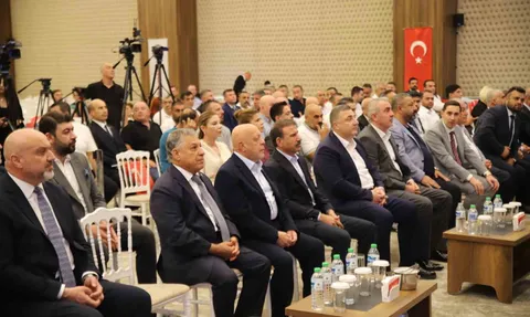 hak-iş destek sözü verdi: terörsüz Türkiye hedefi ve işçi talepleri kongrede öne çıktı