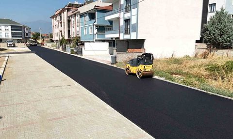 İnegöl yeni mahalleye 64 araç kapasiteli ücretsiz otopark kazandırdı
