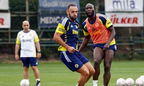 Lukaku ilk idmanda takım ritmine odaklandı: Fenerbahçe hazırlıklarını sürdürdü