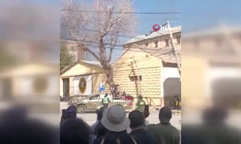 Bolivya'nın Viacha kentinde askeri tesiste patlamalar: iki asker hayatını kaybetti