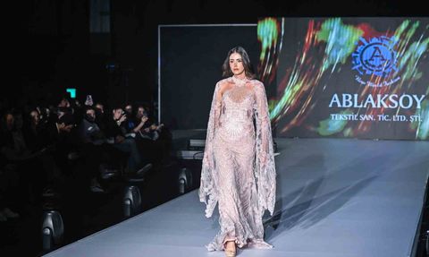 İzmir'den 2027 modasına yön veren dantel ve aksesuar vurgusu