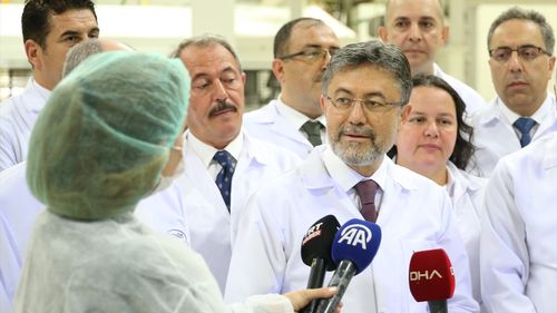 Tarım ve Orman Bakanı Yumaklı'dan Süt Üretimine Dair Açıklamalar