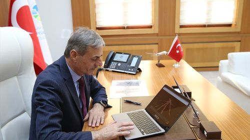 Sakarya Büyükşehir Belediye Başkanı Alemdar, AA'nın 'Yılın Kareleri' Oylamasına Katıldı