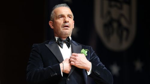 Bursa'da Otizm Farkındalık Konseri: TRT Sanatçısı Nusret Yılmaz Performans Sergiledi