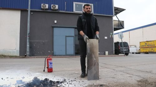 Kayserili Girişimciden Yüksek Isıya Dayanıklı Yanmaz Ahşap Ürünü