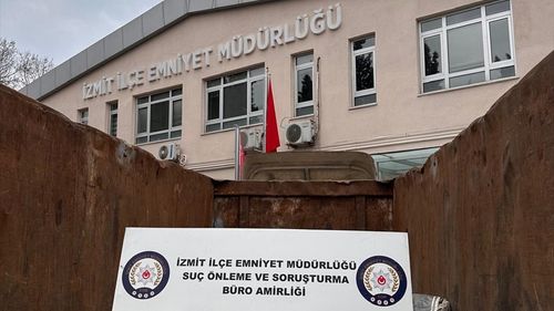 Kocaeli'de Akü Hırsızlığı Şüphelisi Tutuklandı