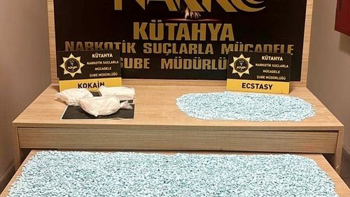 Kütahya'da Uyuşturucu Operasyonu: 20 Bin Hap ve Kokain Ele Geçirildi