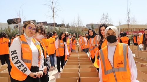 LÖSEV, Ramazan Boyunca Kanserle Mücadele Eden Ailelere Gıda Kolisi Ulaştıracak