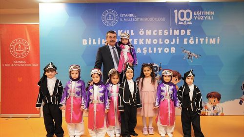 Milli Eğitim Bakanı Tekin, İstanbul Teknik Üniversitesi Anaokulu'nu Ziyaret Etti