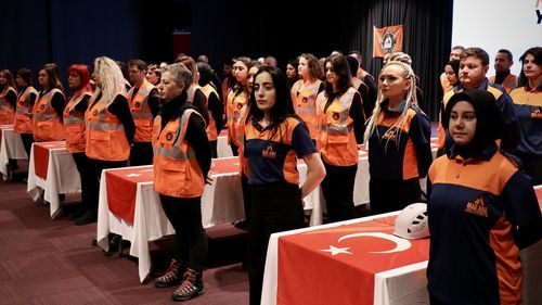 Samsun'da Deprem Şehitleri Anıldı, Afet Gönüllüleri Yemin Etti