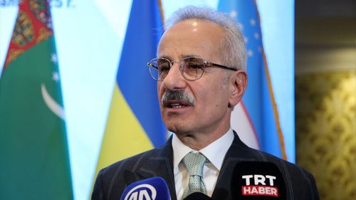 Ulaştırma ve Altyapı Bakanı Uraloğlu: Zengezur Koridoru'nda Siyasi Engeller Aşılmalı
